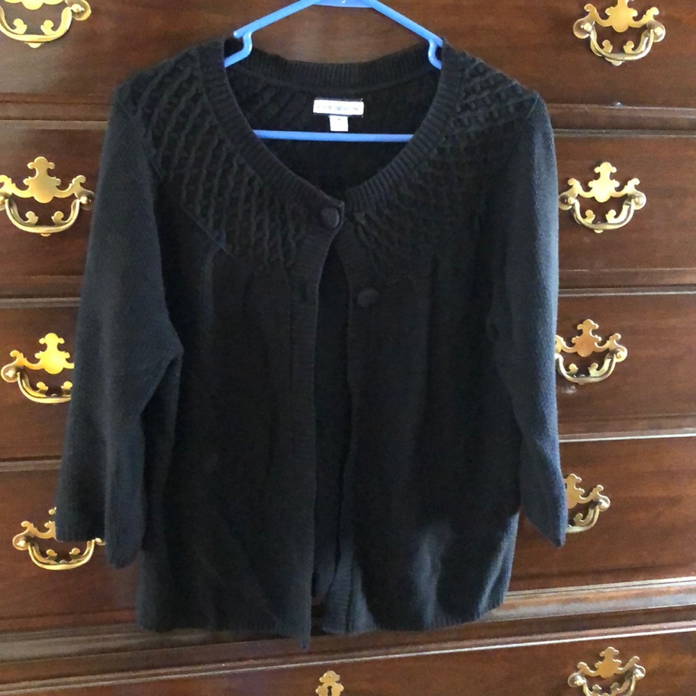Button up sweater 3/4 length sleeves